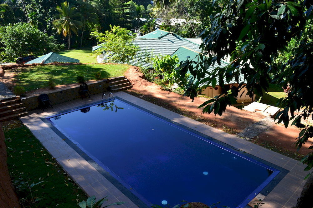 สวีท ซินนามอน Hotel แคนดี้ ภายนอก รูปภาพ